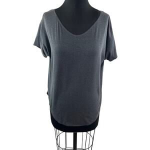 Uniqlo AIRism Gray Top Scoop Neck Drop Shoulder Curved Hem Pullover Size X-Small